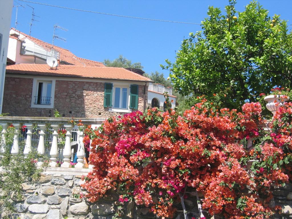 Villa Cà dei Conti à San Bartolomeo Al Mare Chambre photo