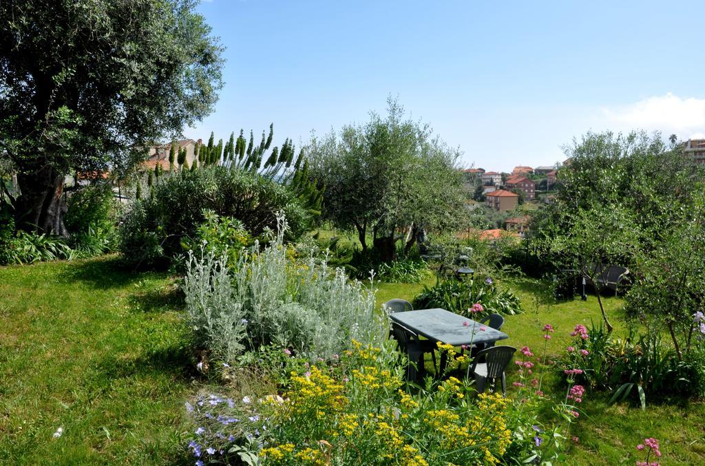 Villa Cà dei Conti à San Bartolomeo Al Mare Chambre photo