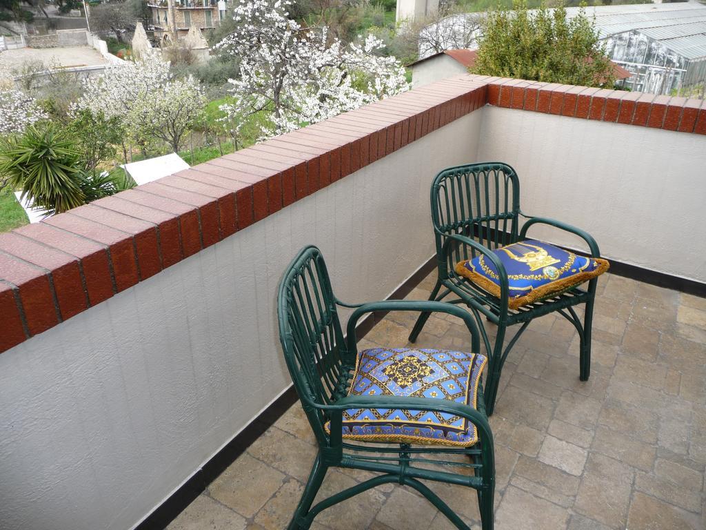 Villa Cà dei Conti à San Bartolomeo Al Mare Chambre photo